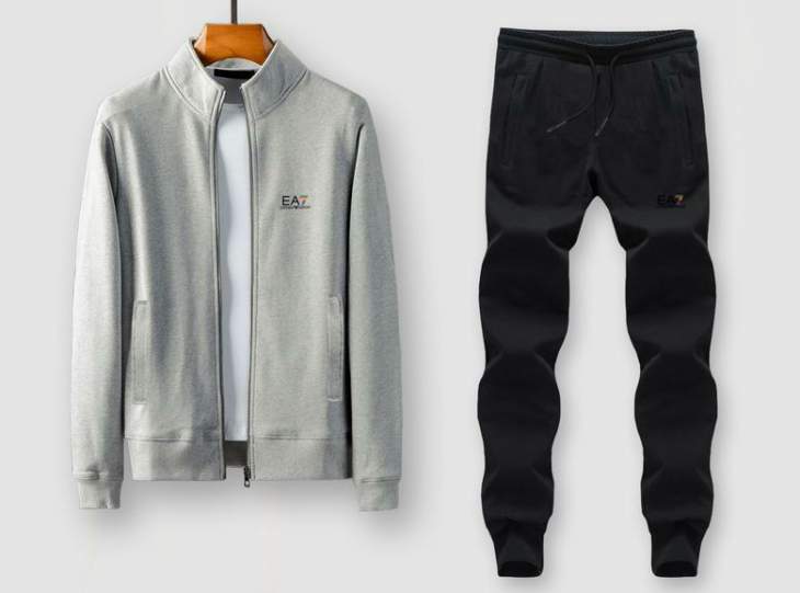 Picture of Armani Sweater Suits _SKUArmaniM-6XL1qx8536835